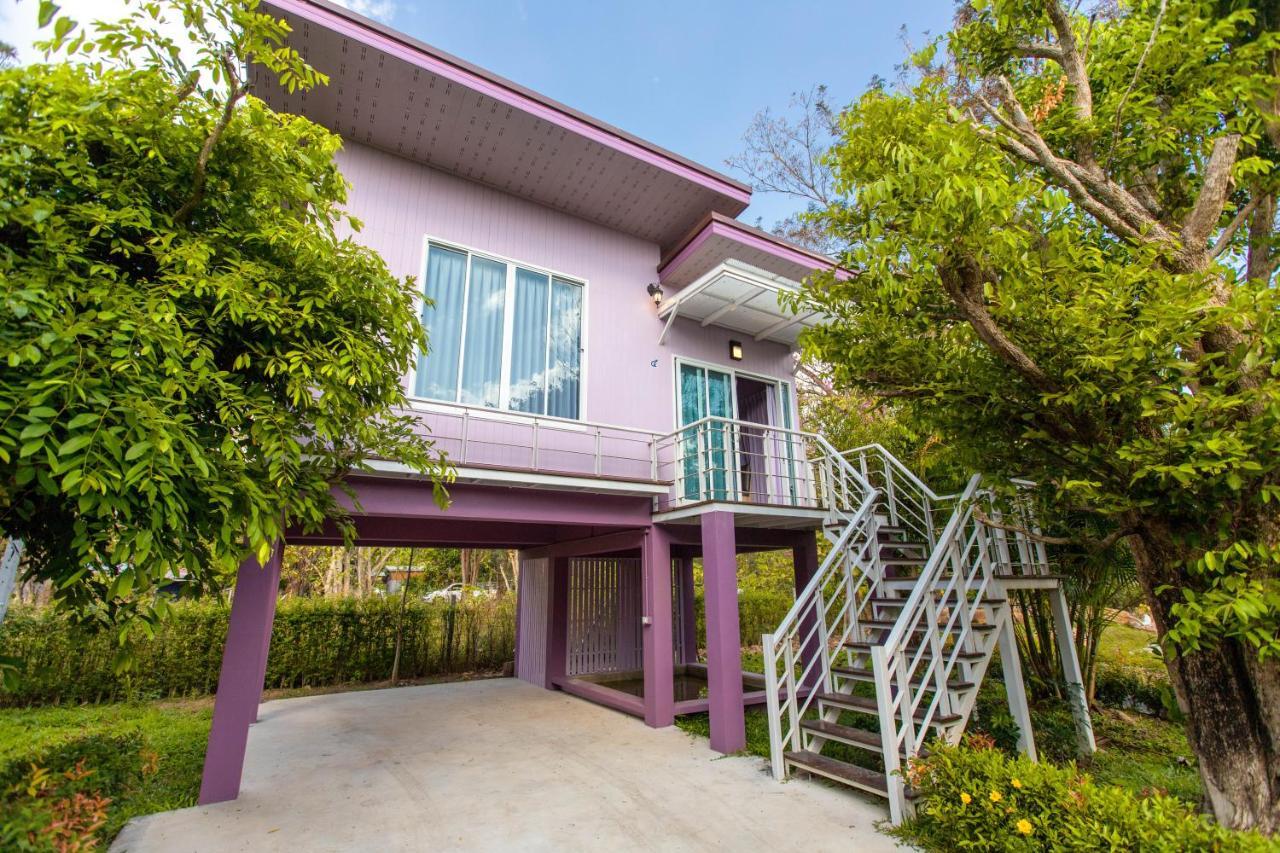 The Chamuang Forest Hotel Nakhon Nayok Exterior photo