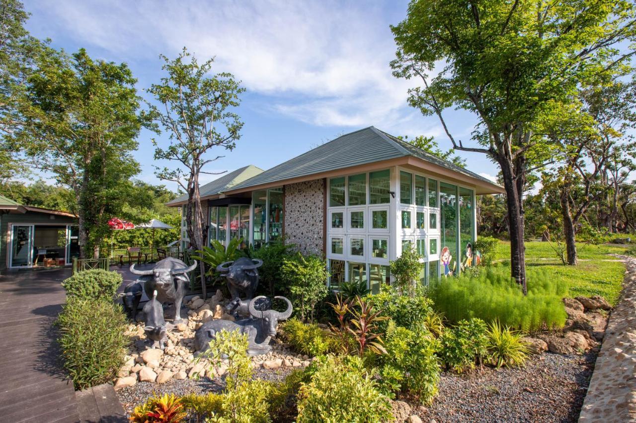 The Chamuang Forest Hotel Nakhon Nayok Exterior photo